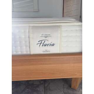 estructura de cama de madera con colchón 180 x 200cm