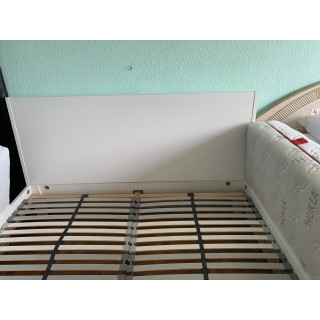 cama de madera blanco 160x200cm con 2 colchones de 90x200cm