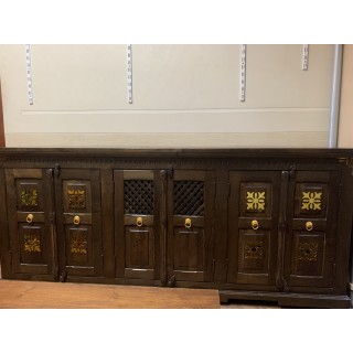 aparador grande de madera