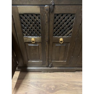 aparador grande de madera