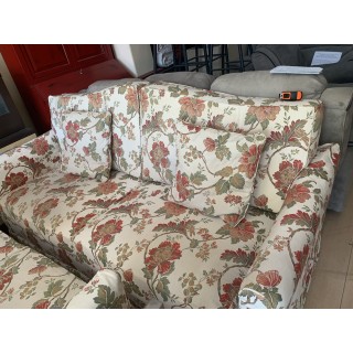 2 sofas floral